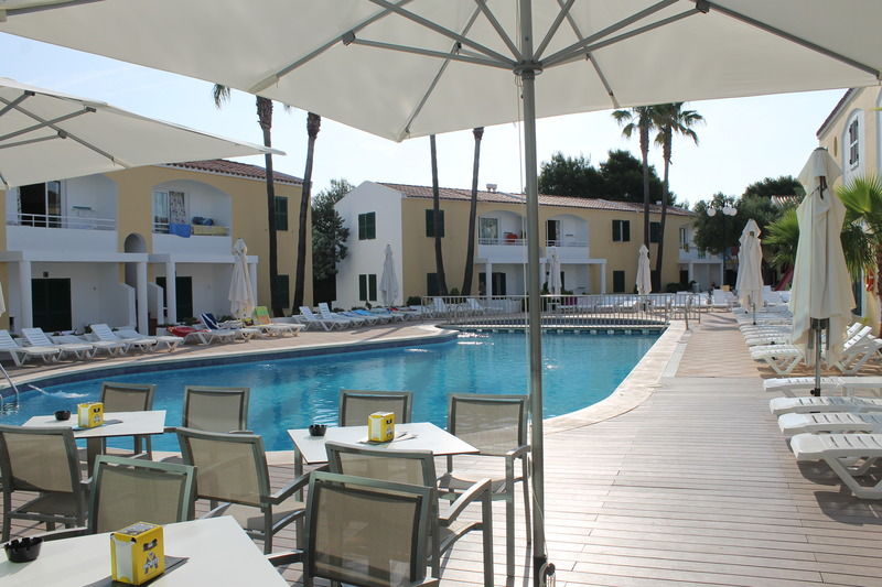 Apartaments Cales De Ponent Ciutadella  Esterno foto