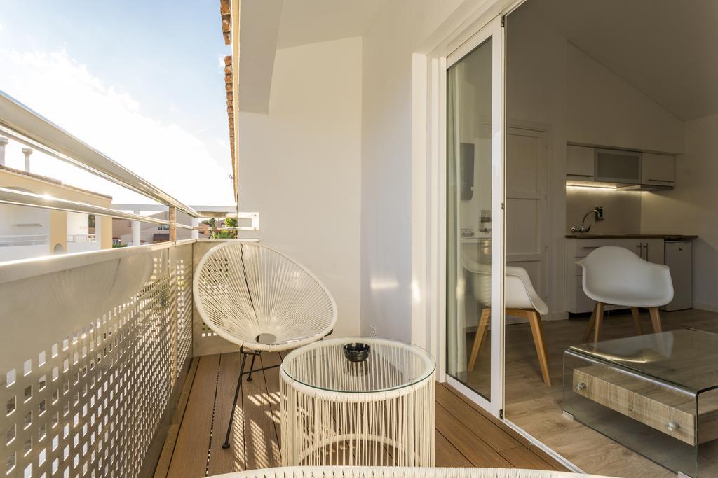 Apartaments Cales De Ponent Ciutadella  Esterno foto