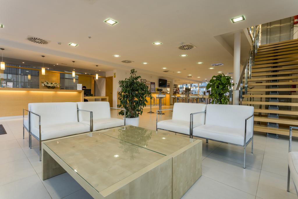 Apartaments Cales De Ponent Ciutadella  Esterno foto