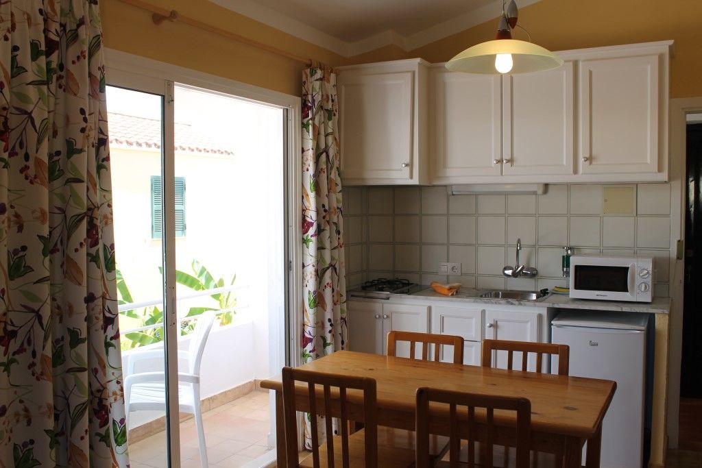 Apartaments Cales De Ponent Ciutadella  Esterno foto
